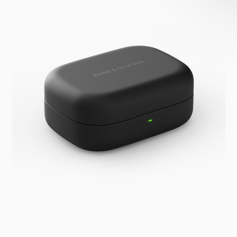Bang & Olufsen Matte Black Earbuds Case